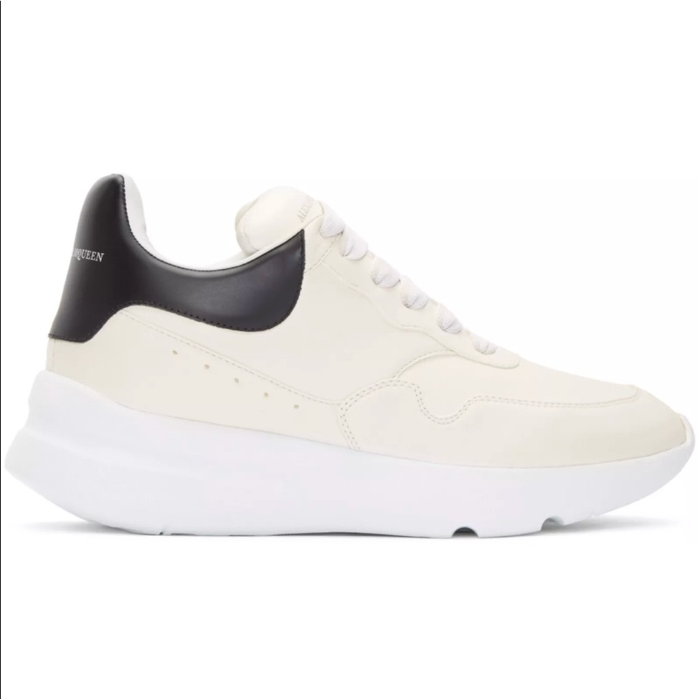 ALEXANDER MCQUEEN OVERSIZED SNEAKER